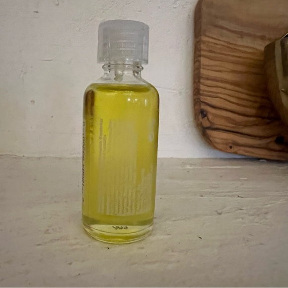 NEW Aveda beautifying composition oil - Picture 3 of 4